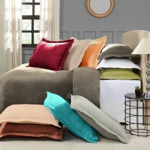 Celtic Circles Scalloped Bedspread Set