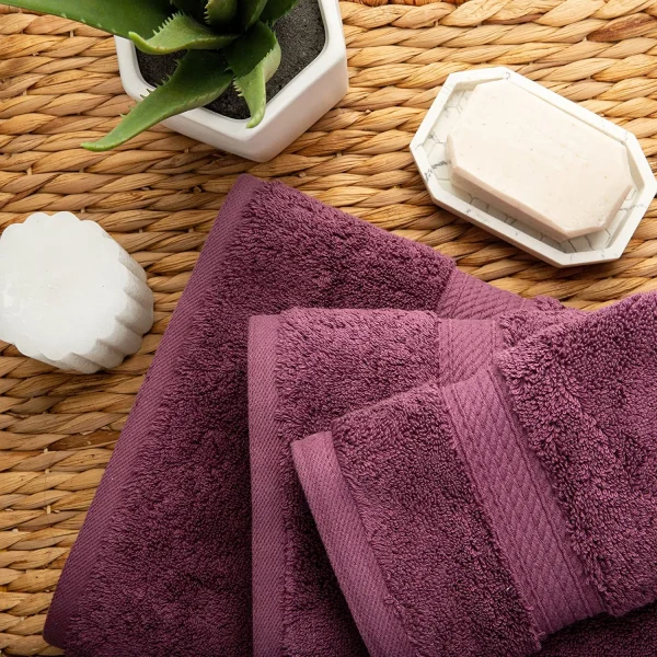 900 Gsm Egyptian Cotton Towel Set Of 3 Soft Plush Towels Plum